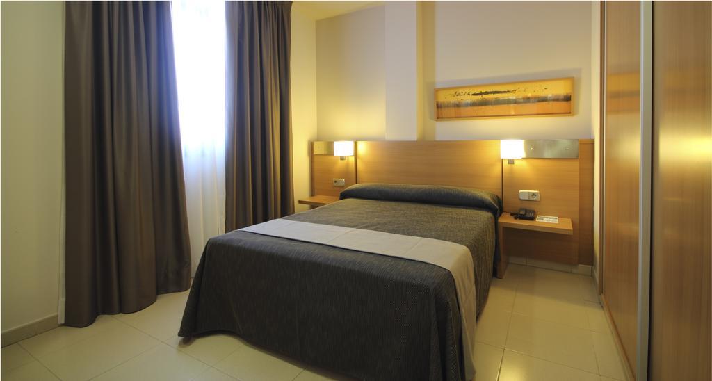 Aqua Hotel Nostre Mar Apartments Пинеда де Мар Екстериор снимка