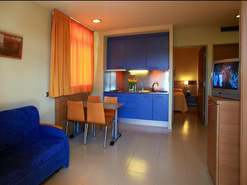 Aqua Hotel Nostre Mar Apartments Пинеда де Мар Екстериор снимка
