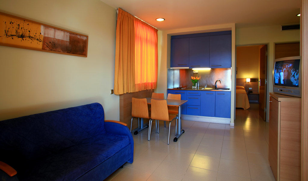 Aqua Hotel Nostre Mar Apartments Пинеда де Мар Стая снимка